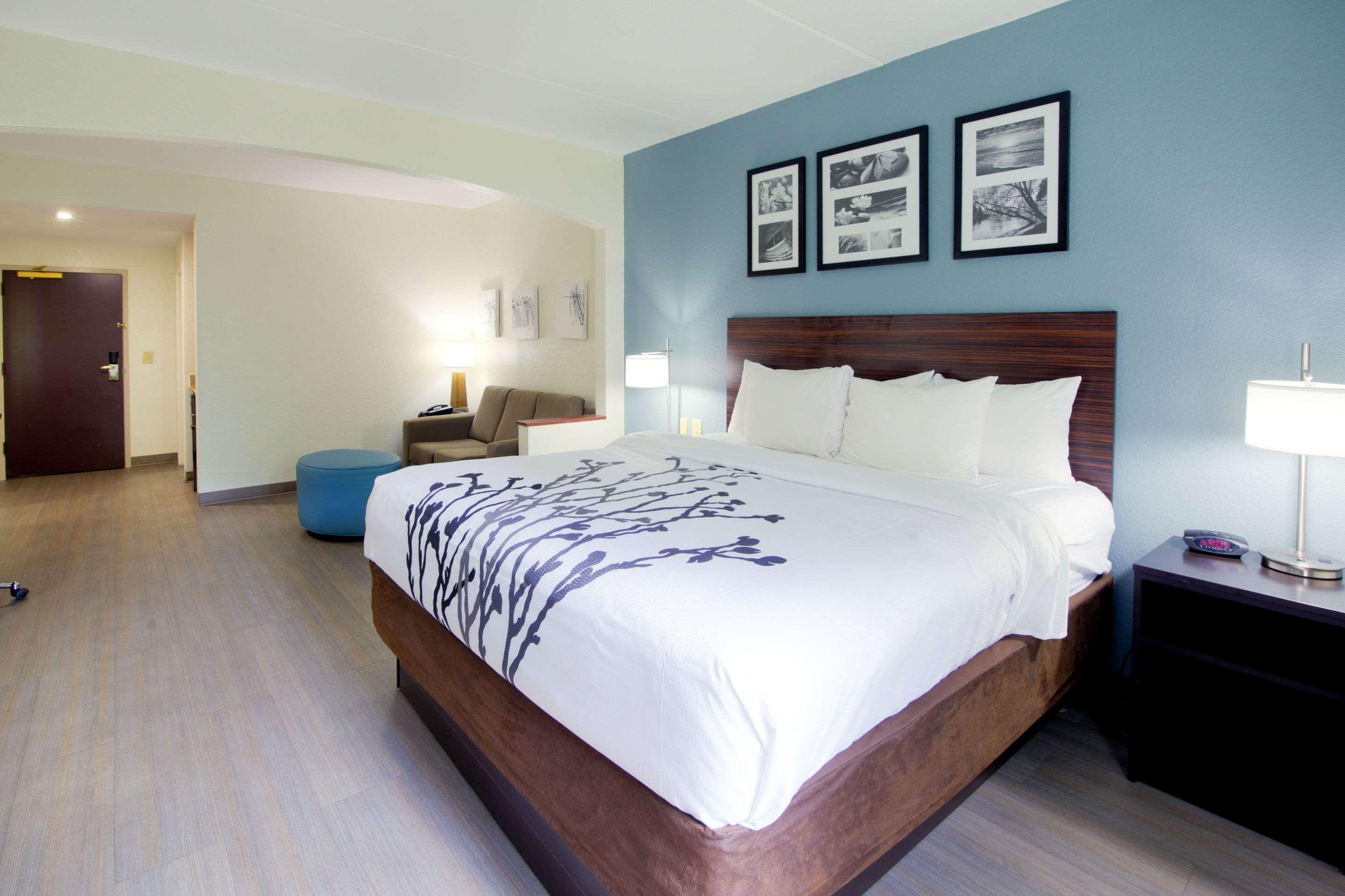Sleep & - Portsmouth Hotel Chesapeake